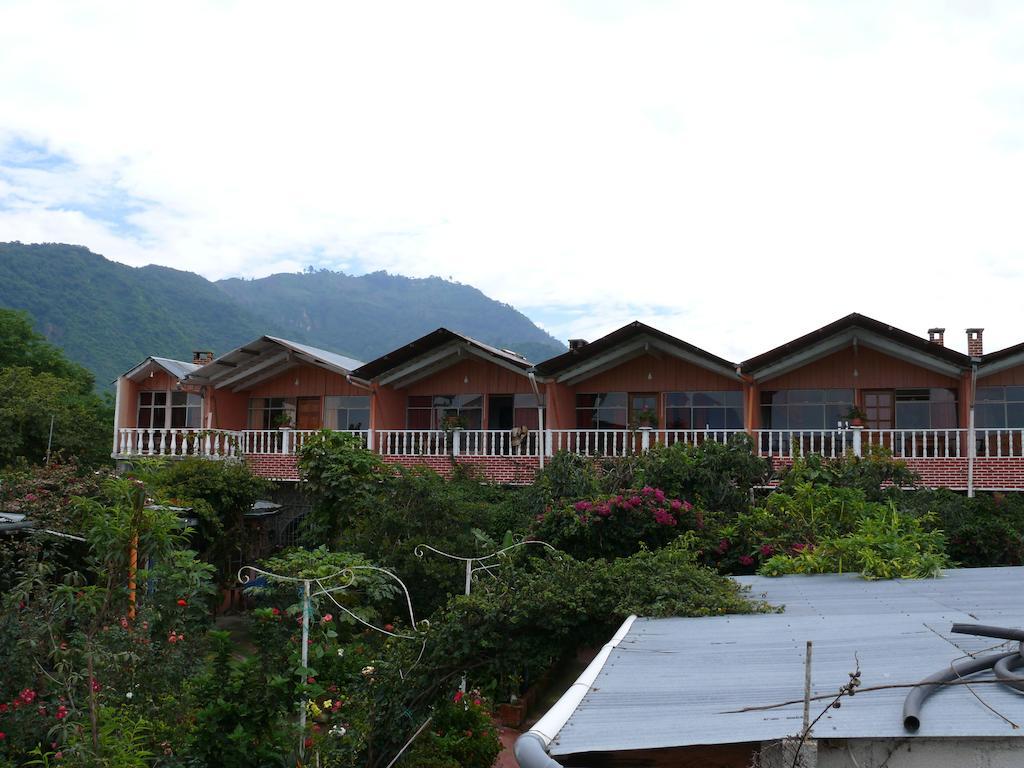 Hotel Playa Linda Panajachel Esterno foto