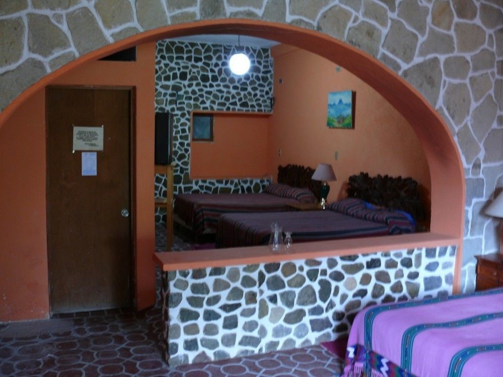 Hotel Playa Linda Panajachel Esterno foto