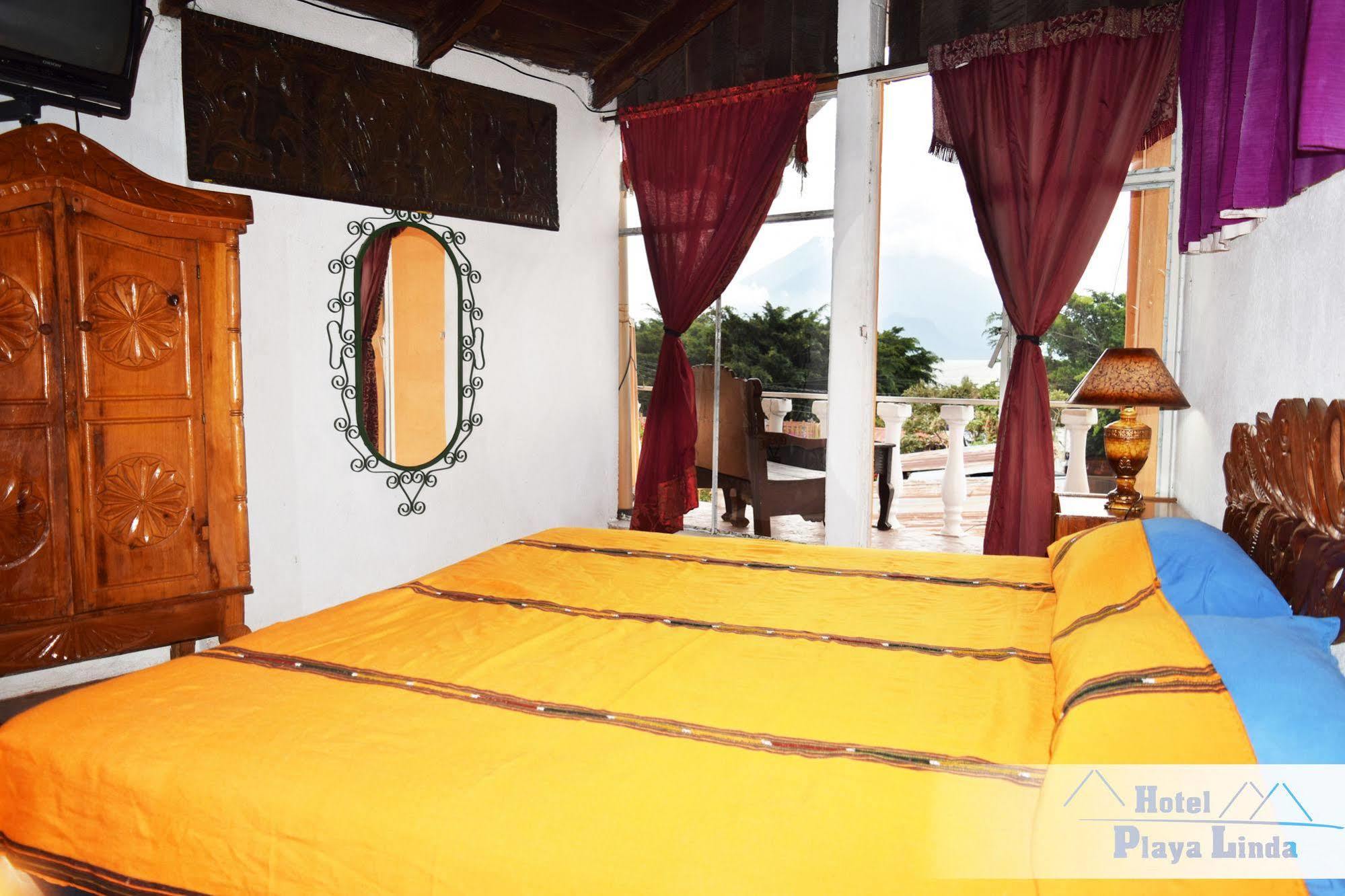 Hotel Playa Linda Panajachel Esterno foto