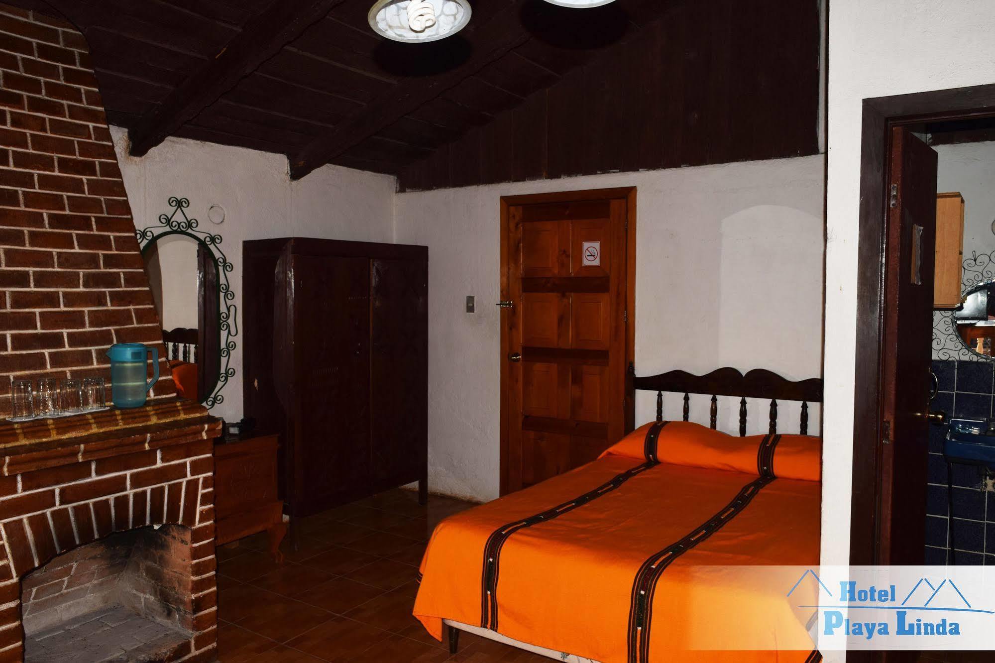 Hotel Playa Linda Panajachel Esterno foto