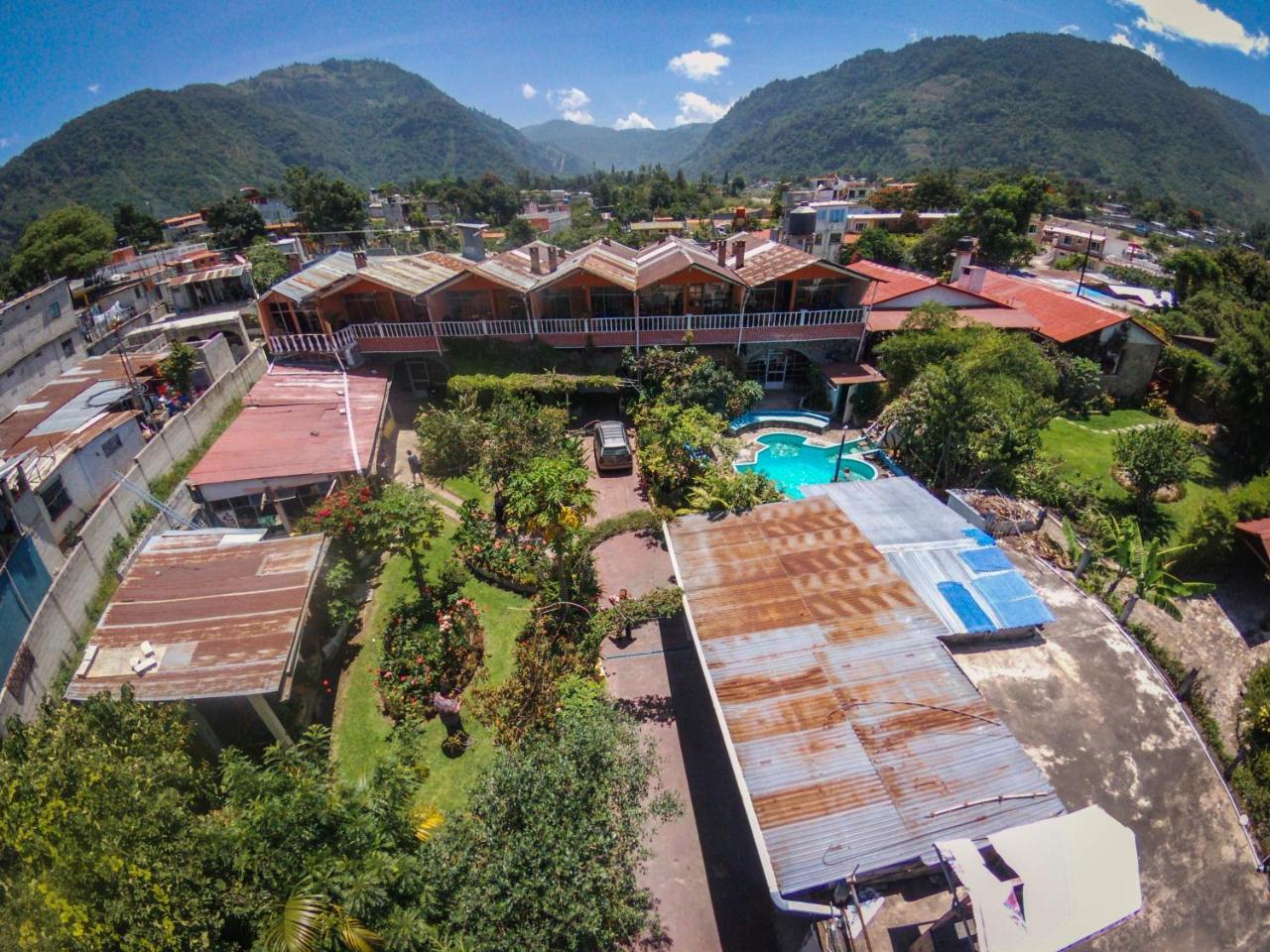Hotel Playa Linda Panajachel Esterno foto